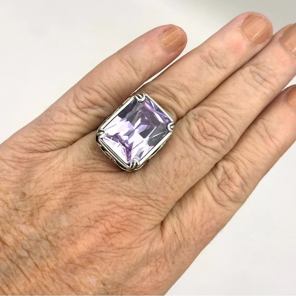 Silpada Retired Vintage R201 Lavender  Sterling Silver & Purple CZ Ring Size 7